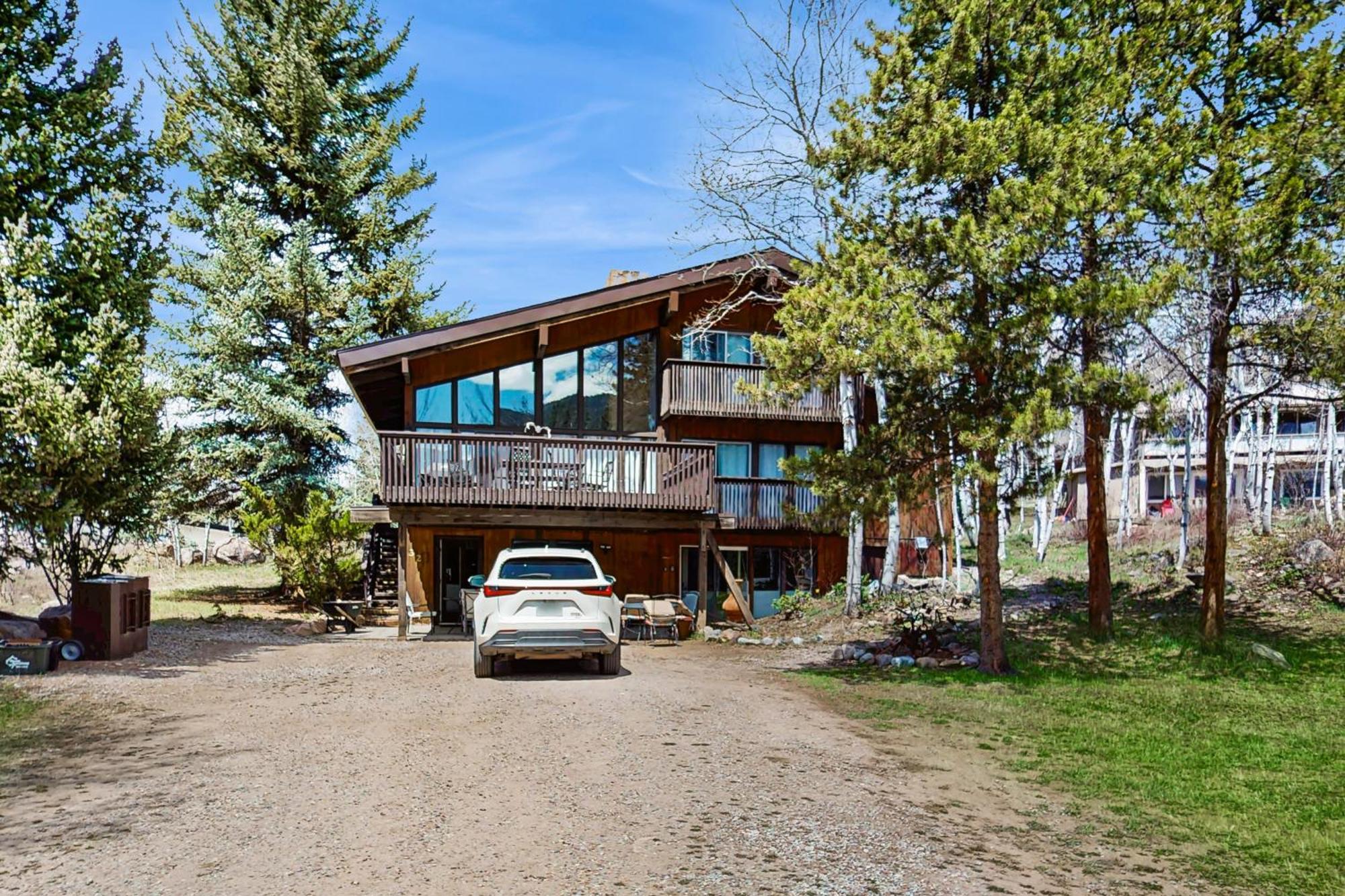 Mountain Valley Hideaway *